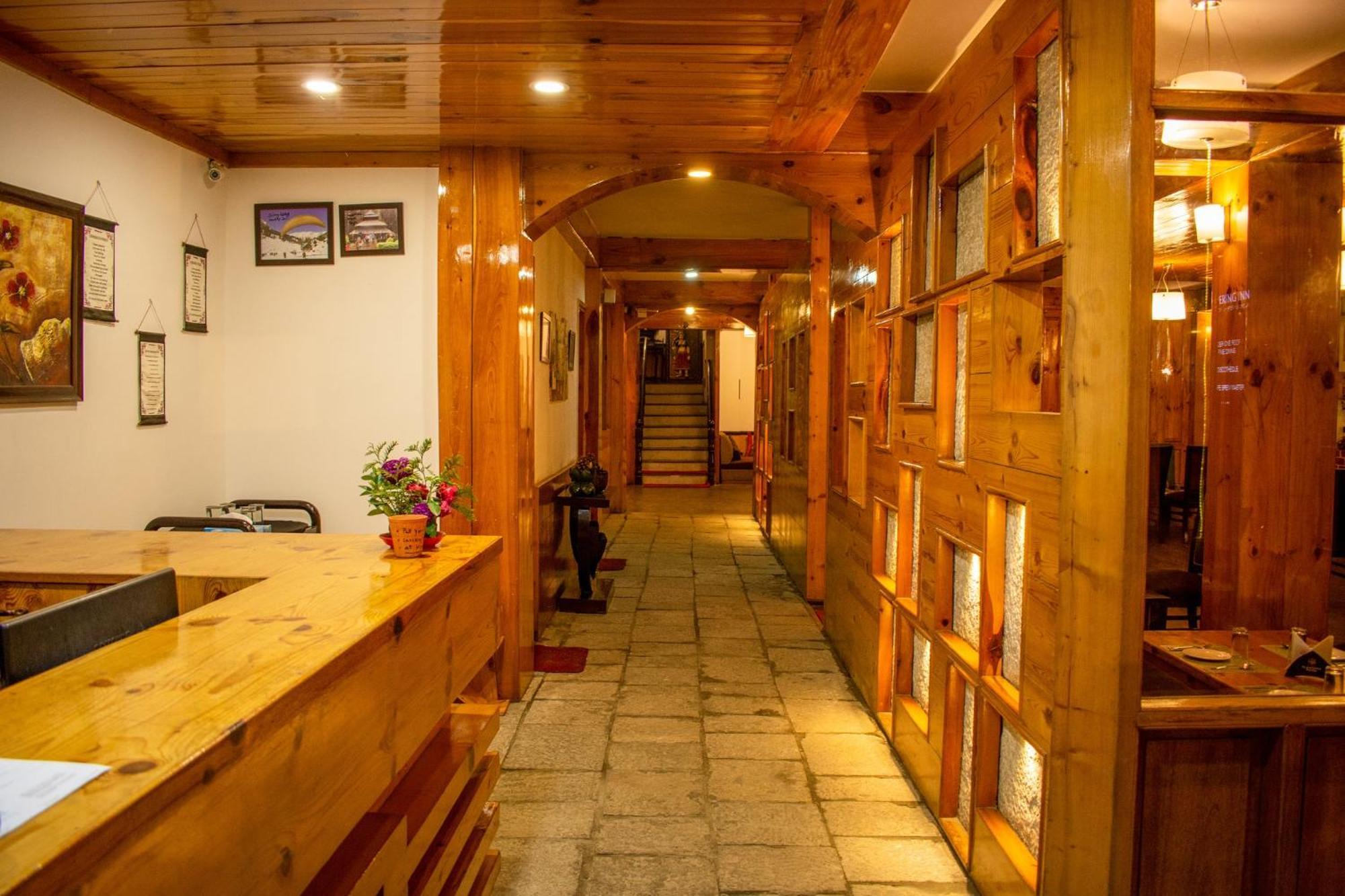 The Whispering Inn Resort And Bar Manāli Exteriér fotografie